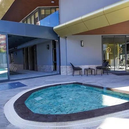Appartement 1+1 In Royal Exclusive *